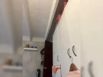 Bongacams Best live sex cam show of SallyeLeins