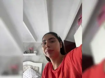 Bongacams Adult Video Chat of SallyeLeins