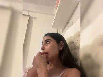 Bongacams Sex Cam of SallyeLeins