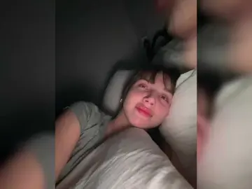 Evelonelfi from bongacams