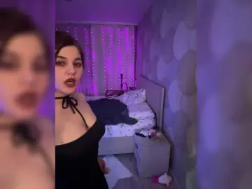 Bongacams Free Live Porn of SweetPussies