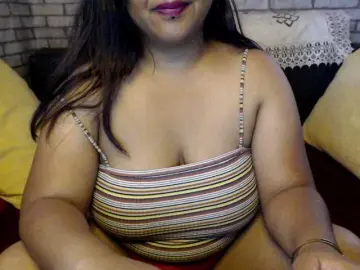 komurasaki from bongacams