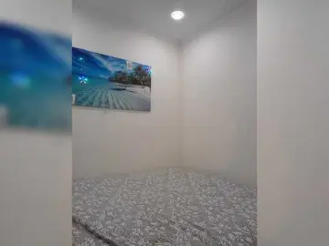 Bongacams Private Sex Chat of mery8poppins