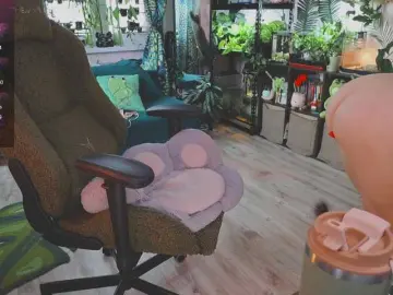 Bongacams Free Porn Cam of DeadButterfly