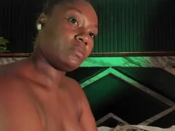 Bongacams Free Porn Cam of EvelynBrooks