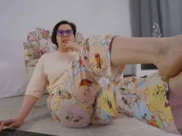 Bongacams Free Porn Cam of SophieeRain