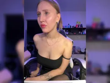 Bongacams Nude Webcam of LoveStream69