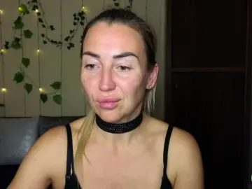 Bongacams Private Sex Chat of Jullyblondkiss