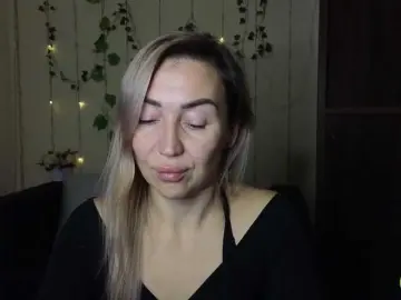 Bongacams Nude Webcam of Jullyblondkiss