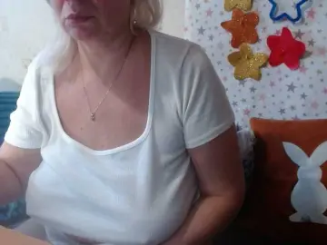 lanastar1 from bongacams