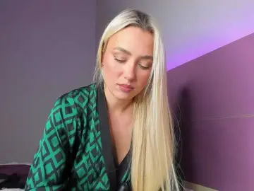 Bongacams Live Porn of NaughtyBlond4