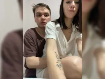 Bongacams Sex Cam of Alicekiss0012