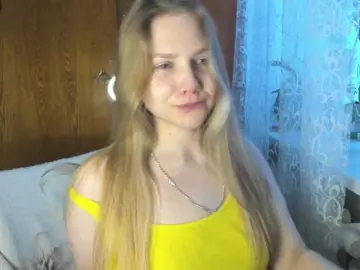 Emma-Frizea from bongacams