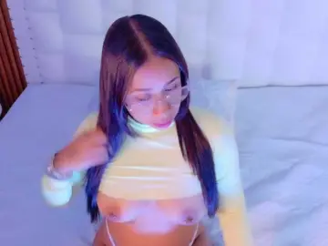 Bongacams Watch Live Sex Cams of hollyvega