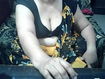 Bongacams Adult Video Chat of Indianbhabhimilf40