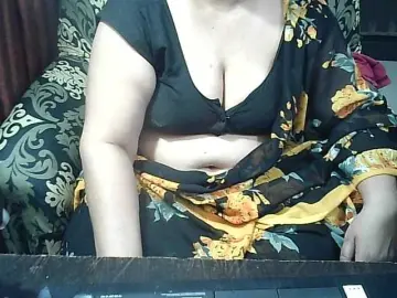 Bongacams Adult Webcams of Indianbhabhimilf40