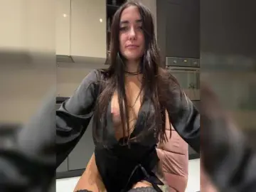 Bongacams Live Sex Cam of linahelen