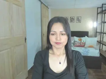 Bongacams Free Porn Cam of Carlin1511