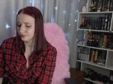 Bongacams Watch Live Sex Cams of LillyFan-X