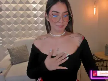 MaddisonCollins from bongacams