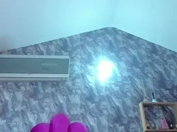 Bongacams Best live sex cam show of EMMAPARIS