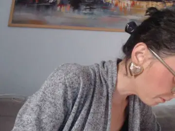 Bongacams Free Porn Cam of cleophee