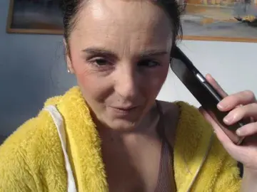 Bongacams Sex Cam of cleophee