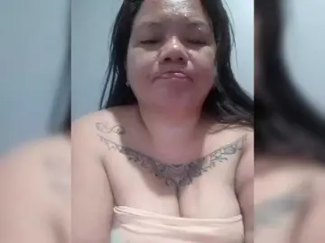 Bongacams Live Sex Cam of sweetasian33