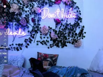 Bongacams Best live sex cam show of Beellami