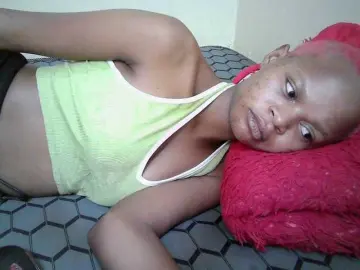 Bongacams Watch Live Sex Cams of Hotdreamteen001