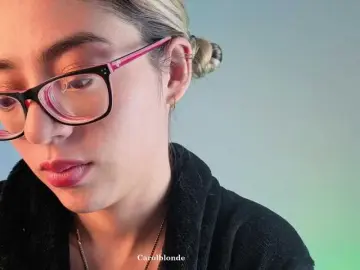 Bongacams Live Porn of Charlotte-glasses