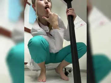 Bongacams Best live sex cam show of Adelaida1001