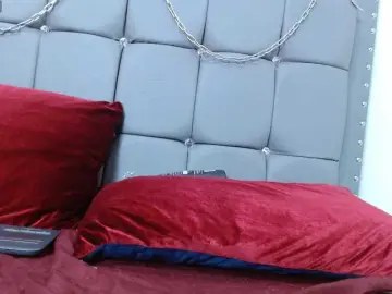 Bongacams Live Sex Cam of Luna-Rouge