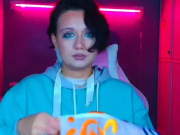 Bongacams Watch Live Sex Cams of stawbarynut