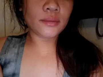 Bongacams Free Porn Cam of sexyasian27