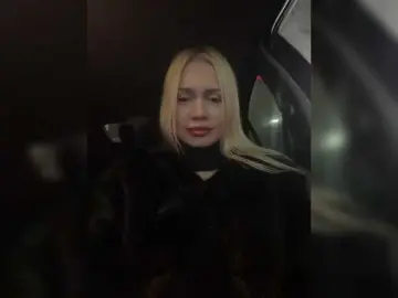 Bongacams Live Sex Cam of -SexyMilf-