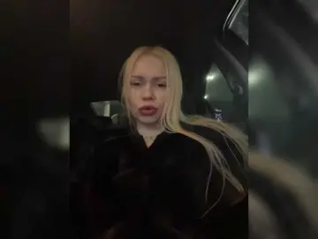 Bongacams Adult Video Chat of -SexyMilf-