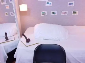 Bongacams Sex Cam of Cuckold-lover