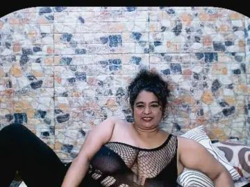 Bongacams Live Sex Cam of indianstar75