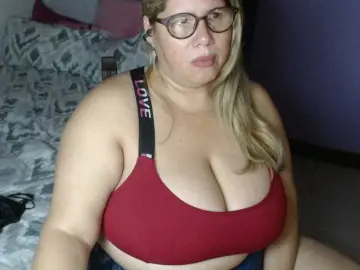 Bongacams Free Live Porn of ElizabethTaylor8