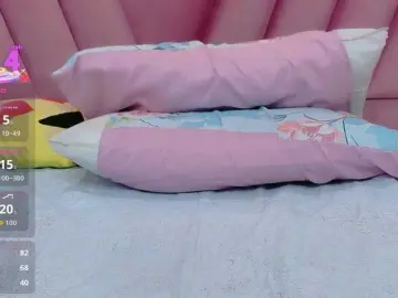 Bongacams Live Porn of horny18girl