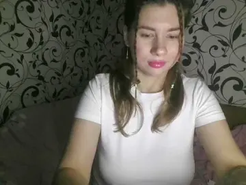 Bongacams Watch Live Sex Cams of YourEmilie