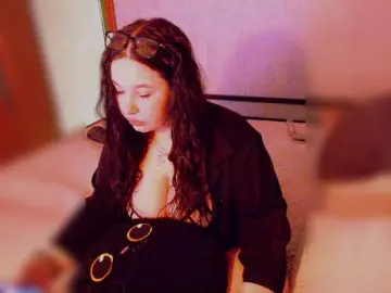 mewwi from bongacams