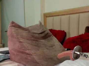 Bongacams Private Sex Chat of CaitlynLian