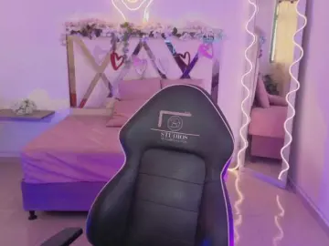 Bongacams Best Webcam of ZURY-TAY