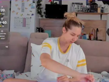 Bongacams Watch Live Sex Cams of Girlalonehome