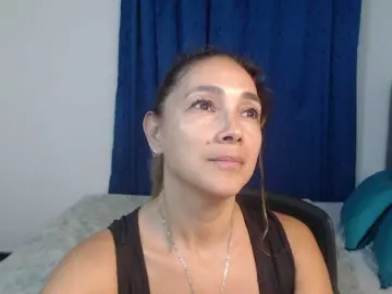 JohanaRed from bongacams