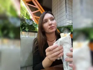 DIVORA from bongacams