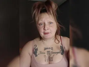 Bongacams Live Sex Cam of Adelaideskyy