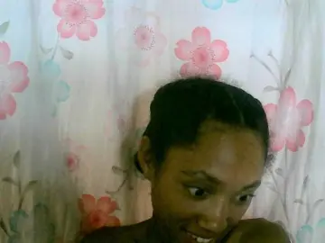 Bongacams Watch Live Sex Cams of Monicaxa